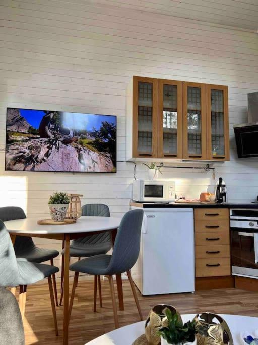 15 Min Fran Ullared! Ny Stuga Med Hoeg Standard! Alvsered Ngoại thất bức ảnh